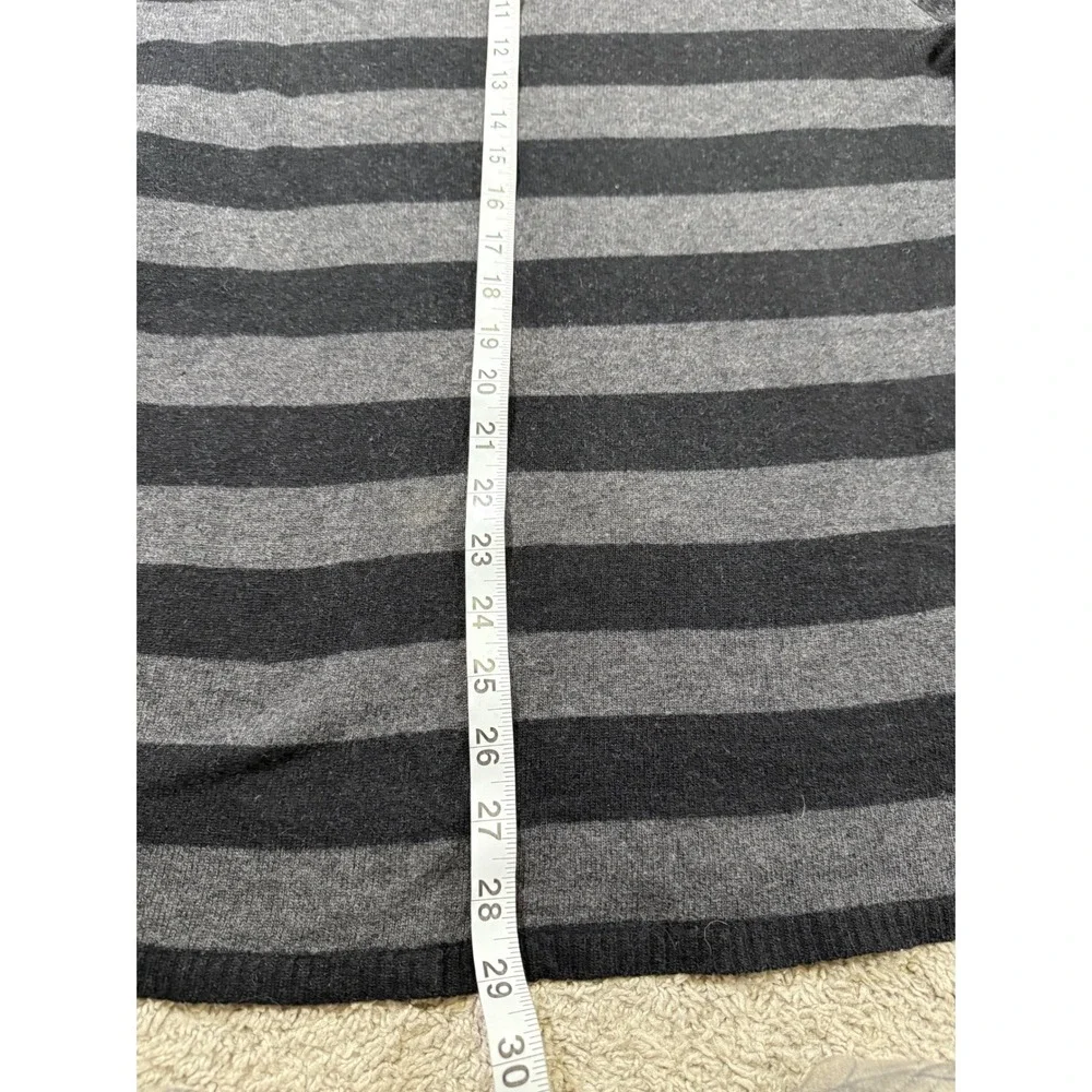 Express‎ Lambswool Striped V-Neck Sweater Grey Academia Preppy Office Grunge M